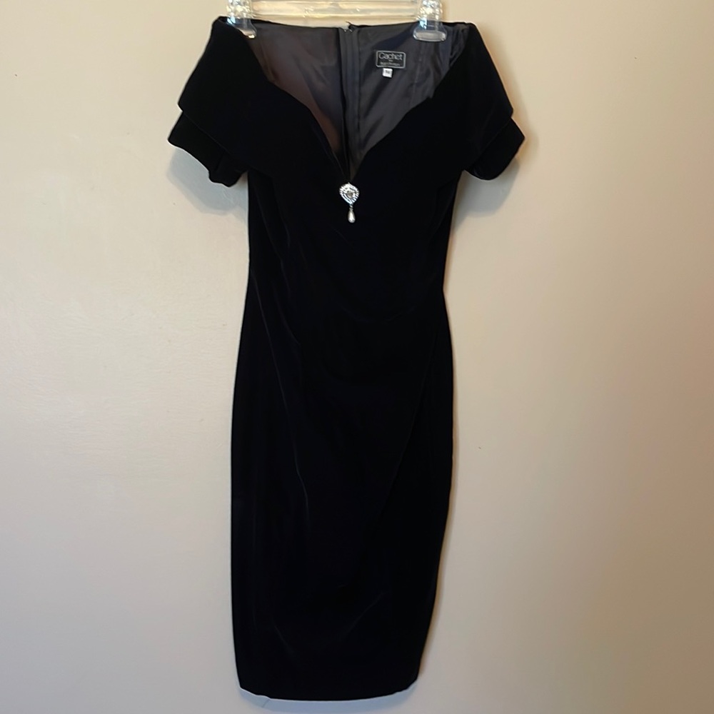 Cachet By Bari Protas Womens Black Velvet Dress, size 5/6